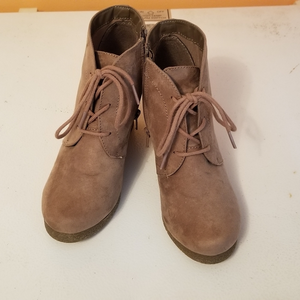 Booties - Picture 3 of 3